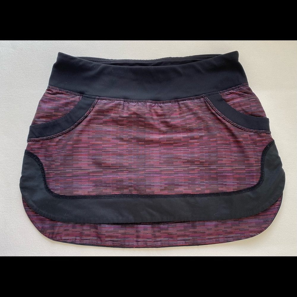 Lululemon multicolor skirt